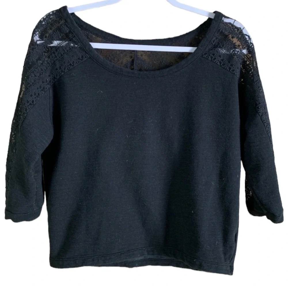 American Eagle black lace sleeve wide neck top Size small